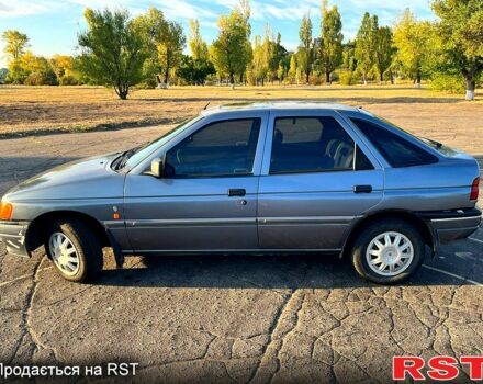 Сірий Форд Ескорт, об'ємом двигуна 1.6 л та пробігом 160 тис. км за 1600 $, фото 1 на Automoto.ua