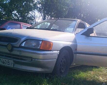 Сірий Форд Ескорт, об'ємом двигуна 1.4 л та пробігом 134 тис. км за 727 $, фото 3 на Automoto.ua