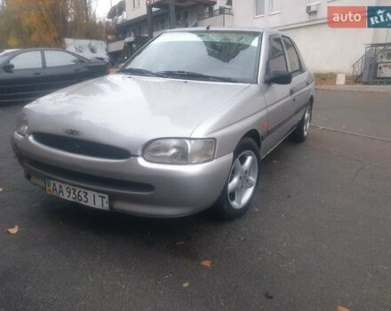 Сірий Форд Ескорт, об'ємом двигуна 1.6 л та пробігом 68 тис. км за 1200 $, фото 3 на Automoto.ua