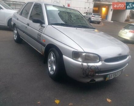 Сірий Форд Ескорт, об'ємом двигуна 1.6 л та пробігом 68 тис. км за 1200 $, фото 1 на Automoto.ua