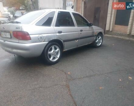 Сірий Форд Ескорт, об'ємом двигуна 1.6 л та пробігом 68 тис. км за 1200 $, фото 4 на Automoto.ua