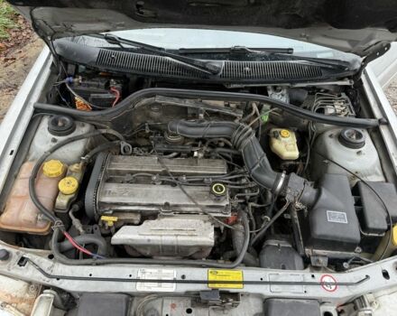 Сірий Форд Ескорт, об'ємом двигуна 1.6 л та пробігом 250 тис. км за 450 $, фото 7 на Automoto.ua