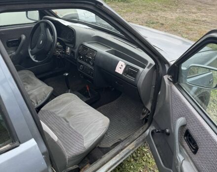 Серый Форд Эскорт, объемом двигателя 1.4 л и пробегом 2 тыс. км за 312 $, фото 2 на Automoto.ua