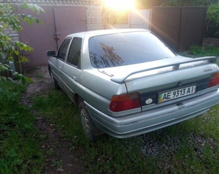 Серый Форд Эскорт, объемом двигателя 1.4 л и пробегом 300 тыс. км за 712 $, фото 3 на Automoto.ua