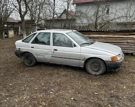 Серый Форд Эскорт, объемом двигателя 1.3 л и пробегом 67 тыс. км за 350 $, фото 3 на Automoto.ua