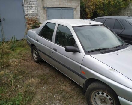 Серый Форд Эскорт, объемом двигателя 1.3 л и пробегом 258 тыс. км за 1000 $, фото 2 на Automoto.ua