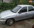 Серый Форд Эскорт, объемом двигателя 1.3 л и пробегом 258 тыс. км за 1000 $, фото 3 на Automoto.ua