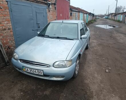 Серый Форд Эскорт, объемом двигателя 1.6 л и пробегом 300 тыс. км за 1200 $, фото 3 на Automoto.ua