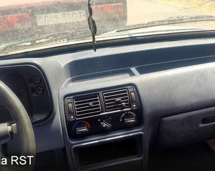 Серый Форд Эскорт, объемом двигателя 1.4 л и пробегом 540 тыс. км за 900 $, фото 6 на Automoto.ua