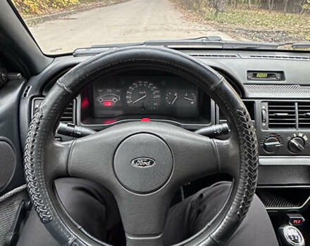 Сірий Форд Ескорт, об'ємом двигуна 1.8 л та пробігом 350 тис. км за 2700 $, фото 11 на Automoto.ua