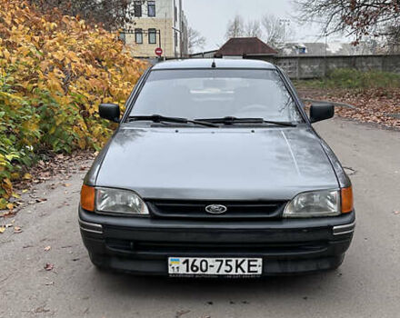 Сірий Форд Ескорт, об'ємом двигуна 1.8 л та пробігом 350 тис. км за 2700 $, фото 2 на Automoto.ua