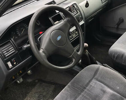 Серый Форд Эскорт, объемом двигателя 1.75 л и пробегом 300 тыс. км за 2000 $, фото 4 на Automoto.ua