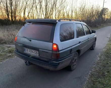 Серый Форд Эскорт, объемом двигателя 1.8 л и пробегом 9 тыс. км за 782 $, фото 2 на Automoto.ua