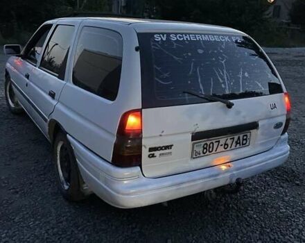 Сірий Форд Ескорт, об'ємом двигуна 1.8 л та пробігом 293 тис. км за 1500 $, фото 5 на Automoto.ua