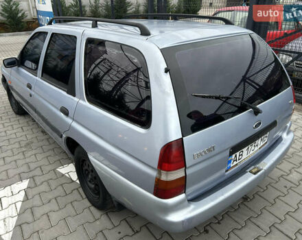 Серый Форд Эскорт, объемом двигателя 1.59 л и пробегом 350 тыс. км за 850 $, фото 13 на Automoto.ua