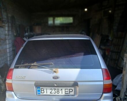 Серый Форд Эскорт, объемом двигателя 0 л и пробегом 2 тыс. км за 716 $, фото 5 на Automoto.ua