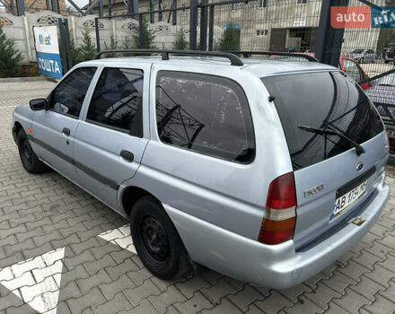 Серый Форд Эскорт, объемом двигателя 1.59 л и пробегом 350 тыс. км за 850 $, фото 10 на Automoto.ua