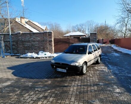 Сірий Форд Ескорт, об'ємом двигуна 1.8 л та пробігом 289 тис. км за 1000 $, фото 10 на Automoto.ua