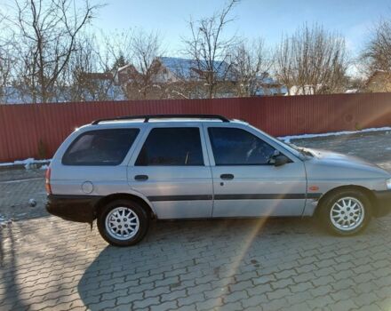 Сірий Форд Ескорт, об'ємом двигуна 1.8 л та пробігом 289 тис. км за 1000 $, фото 4 на Automoto.ua