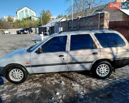 Сірий Форд Ескорт, об'ємом двигуна 1.8 л та пробігом 289 тис. км за 1000 $, фото 8 на Automoto.ua