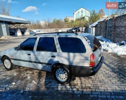 Сірий Форд Ескорт, об'ємом двигуна 1.8 л та пробігом 289 тис. км за 1000 $, фото 6 на Automoto.ua