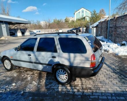 Сірий Форд Ескорт, об'ємом двигуна 1.8 л та пробігом 289 тис. км за 1000 $, фото 6 на Automoto.ua