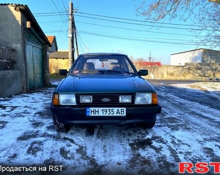 Сірий Форд Ескорт, об'ємом двигуна 1.3 л та пробігом 0 тис. км за 1200 $, фото 1 на Automoto.ua