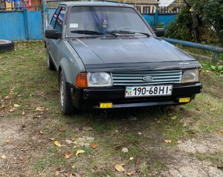 Серый Форд Эскорт, объемом двигателя 0 л и пробегом 10 тыс. км за 600 $, фото 1 на Automoto.ua