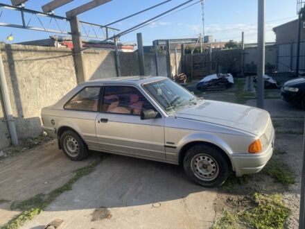 Форд Эскорт 1985 в Луцке на Automoto.ua Серый Форд Эскорт, объемом двигателя 1.3 л и пробегом 20 тыс. км за 350 $, фото 1 на Automoto.ua
