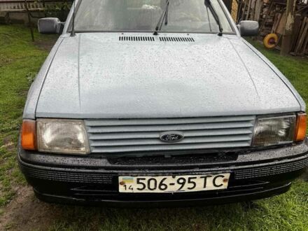 Серый Форд Эскорт, объемом двигателя 1.1 л и пробегом 360 тыс. км за 500 $, фото 1 на Automoto.ua