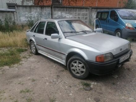 Серый Форд Эскорт, объемом двигателя 1 л и пробегом 2 тыс. км за 959 $, фото 1 на Automoto.ua