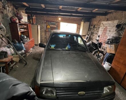 Сірий Форд Ескорт, об'ємом двигуна 1.4 л та пробігом 2 тис. км за 1100 $, фото 1 на Automoto.ua