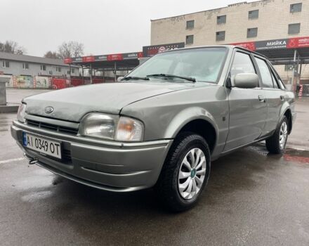 Серый Форд Эскорт, объемом двигателя 1.3 л и пробегом 333 тыс. км за 1000 $, фото 1 на Automoto.ua