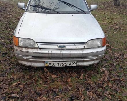 Серый Форд Эскорт, объемом двигателя 1.4 л и пробегом 200 тыс. км за 804 $, фото 1 на Automoto.ua