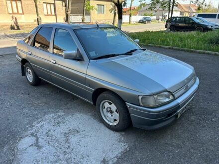 Форд Ескорт 1992 у Мукачеве на Automoto.ua Сірий Форд Ескорт, об'ємом двигуна 1.3 л та пробігом 152 тис. км за 800 $, фото 1 на Automoto.ua