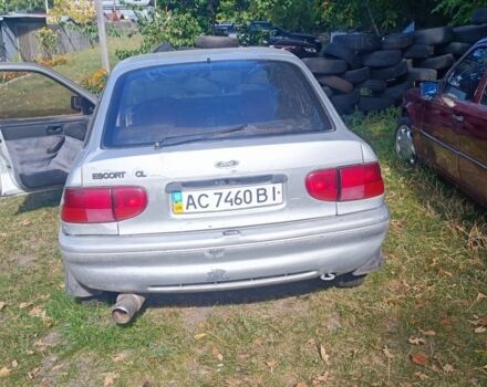 Сірий Форд Ескорт, об'ємом двигуна 1.4 л та пробігом 134 тис. км за 727 $, фото 1 на Automoto.ua
