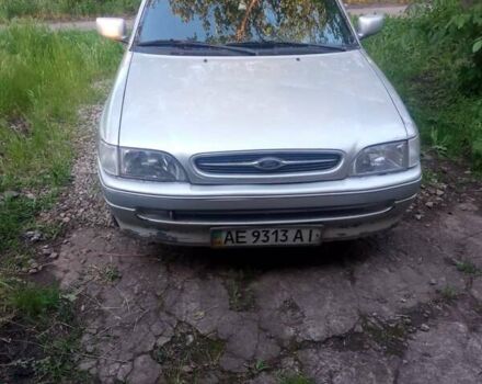 Серый Форд Эскорт, объемом двигателя 1.4 л и пробегом 600 тыс. км за 710 $, фото 1 на Automoto.ua