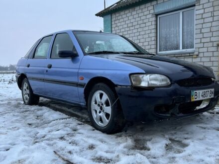 Сірий Форд Ескорт, об'ємом двигуна 1.6 л та пробігом 31 тис. км за 677 $, фото 1 на Automoto.ua
