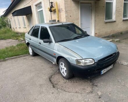 Сірий Форд Ескорт, об'ємом двигуна 1.4 л та пробігом 250 тис. км за 780 $, фото 1 на Automoto.ua