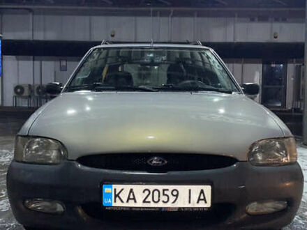 Серый Форд Эскорт, объемом двигателя 1.6 л и пробегом 602 тыс. км за 3000 $, фото 1 на Automoto.ua