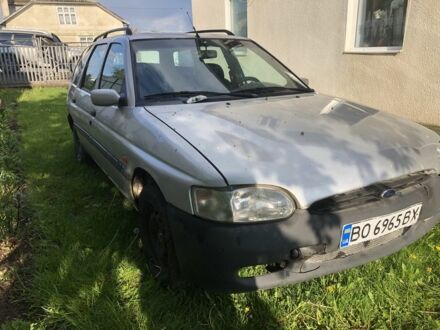 Форд Эскорт 1998 в Черткове на Automoto.ua Серый Форд Эскорт, объемом двигателя 1.6 л и пробегом 250 тыс. км за 850 $, фото 1 на Automoto.ua