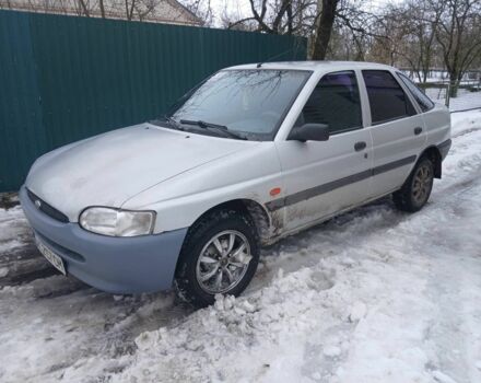 Сірий Форд Ескорт, об'ємом двигуна 1.3 л та пробігом 300 тис. км за 1250 $, фото 1 на Automoto.ua