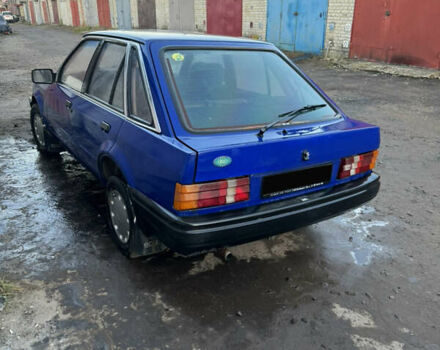 Синий Форд Эскорт, объемом двигателя 1.1 л и пробегом 69 тыс. км за 750 $, фото 8 на Automoto.ua