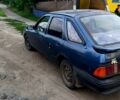 Синий Форд Эскорт, объемом двигателя 1.6 л и пробегом 300 тыс. км за 500 $, фото 5 на Automoto.ua