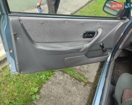 Синій Форд Ескорт, об'ємом двигуна 1.4 л та пробігом 478 тис. км за 1300 $, фото 4 на Automoto.ua