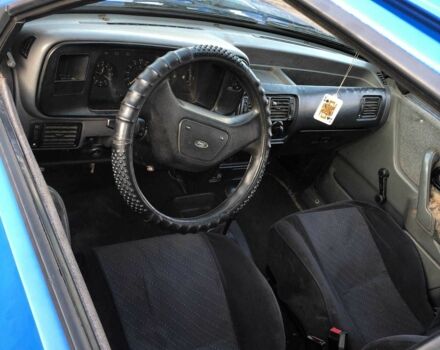 Синий Форд Эскорт, объемом двигателя 1.3 л и пробегом 123 тыс. км за 638 $, фото 3 на Automoto.ua