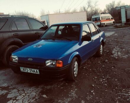Синий Форд Эскорт, объемом двигателя 1.3 л и пробегом 123 тыс. км за 638 $, фото 4 на Automoto.ua