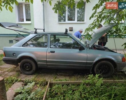 Синій Форд Ескорт, об'ємом двигуна 1.4 л та пробігом 478 тис. км за 1300 $, фото 1 на Automoto.ua