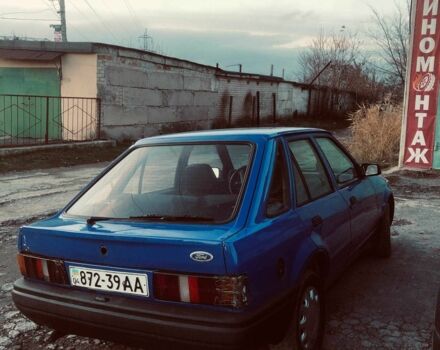 Синий Форд Эскорт, объемом двигателя 1.3 л и пробегом 123 тыс. км за 638 $, фото 2 на Automoto.ua