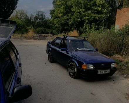 Синий Форд Эскорт, объемом двигателя 1.4 л и пробегом 117 тыс. км за 1100 $, фото 11 на Automoto.ua